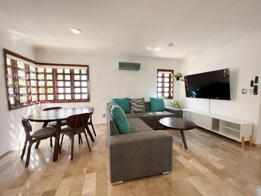 Villa Beautiful Jungle House On A Strategic Location Cancún Exterior foto